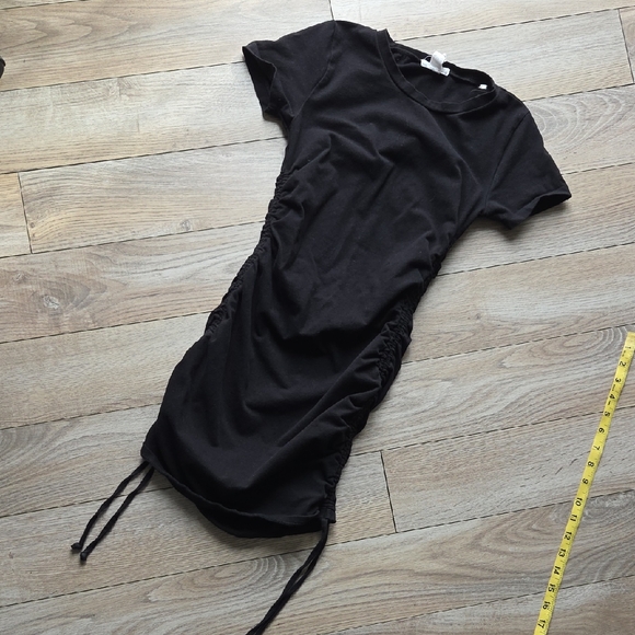 Full Tilt Dresses & Skirts - Full Tilt Black Midi Dress XS